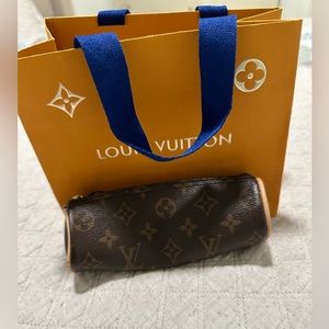 Louis Vuitton Monogram Trousse Ronde Pouch Case Make Up Luxury Designer